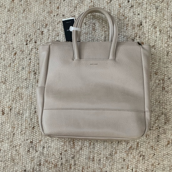 ⭐️Host pick⭐️NWT Matt & Nat Diaper bag - only one left❗️ - Picture 8 of 14